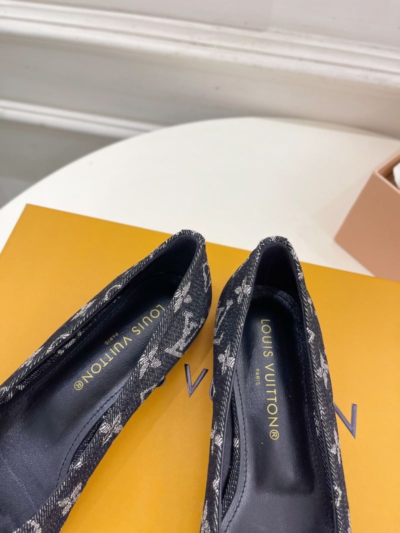 Louis Vuitton Flat Shoes